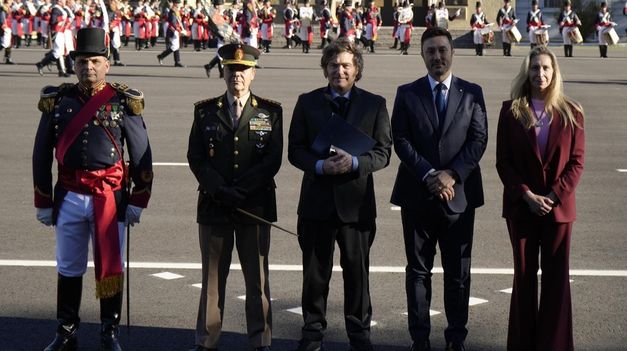 Javier Milei visitó el Regimiento de Patricios.