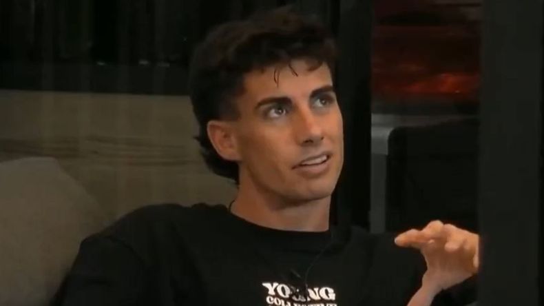 Alan sorprendió a todos y quedó como un acomodado de la producción. Alan sorprendió a todos y quedó como un acomodado de la producción.