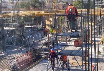 El empleo asalariado formal sigue en caída según informe de la UBA