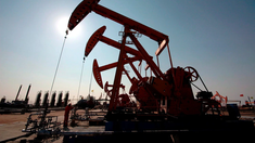 El West Texas Intermediate (WTI) trepó por sobre los u$s104,50 y el Brent alcanzó los u$s102. El West Texas Intermediate (WTI) trepó por sobre los u$s104,50 y el Brent alcanzó los u$s102.