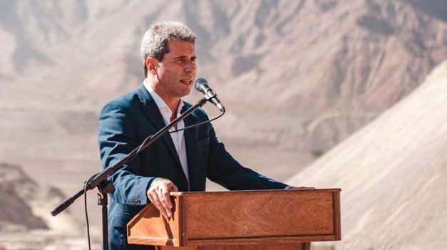 Uñac anunció el aumento a estatales de San Juan.