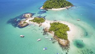 Este particular destino se encuentra a 150 kilómetros de Río de Janeiro Este particular destino se encuentra a 150 kilómetros de Río de Janeiro