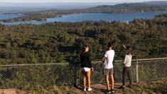Se creó la Reserva Natural Educativa Cerro Pistarini, otra área protegida nacional. Se creó la Reserva Natural Educativa Cerro Pistarini, otra área protegida nacional.