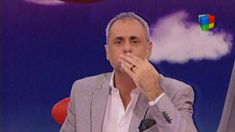 El romántico mensaje de Rial a Loly Antoniale en televisión: Un beso a mi amor El romántico mensaje de Rial a Loly Antoniale en televisión: Un beso a mi amor