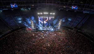 El 11 y 12 de diciembre la banda tocó en el Estadio Único de La Plata.