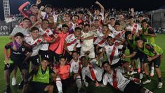 Dentro del club destacan su perfil zurdo, su estatura cercana al metro ochenta y su impronta. Dentro del club destacan su perfil zurdo, su estatura cercana al metro ochenta y su impronta.