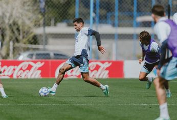 Cuti Romero, el sucesor de Lionel Messi como capitán de la Selección argentina.