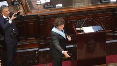 Javier Milei volvió a cargar contra la dirigencia política: Muchos de ustedes son ricos Javier Milei volvió a cargar contra la dirigencia política: Muchos de ustedes son ricos