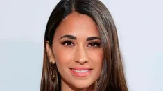 Antonela Roccuzzo lució unas cómodas zapatillas ideales para el verano. Antonela Roccuzzo lució unas cómodas zapatillas ideales para el verano.