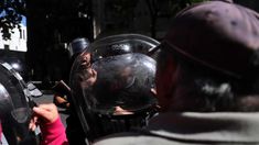 El vocero presidencial, Manuel Adorni, confirmó que el Gobierno transferirá los gastos del operativo de seguridad de la marcha del miércoles a Plaza de Mayo a las agrupaciones que participaron.