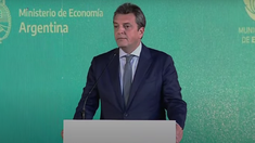 Sergio Massa anunció mejoras en la escala del monotributo. Sergio Massa anunció mejoras en la escala del monotributo.