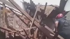 La persona se encontraría solo y pudo salir por su propios medios del interior del inmueble. La persona se encontraría solo y pudo salir por su propios medios del interior del inmueble.