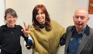 El Indio Solari visitó a Cristina Kirchner: la publicación de Máximo Kirchner El Indio Solari visitó a Cristina Kirchner: la publicación de Máximo Kirchner