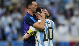 La postura de Scaloni para cuidar a Messi.