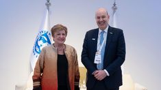 Kristalina Georgieva y Federico Sturzenegger en Arabia Saudita. Kristalina Georgieva y Federico Sturzenegger en Arabia Saudita.