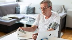 Los alimentos que tenés prohibido comer si tenés hipertensión. Los alimentos que tenés prohibido comer si tenés hipertensión.