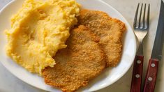 Donde probar la mejor milanesa con puré de la ciudad de Buenos Aires. Donde probar la mejor milanesa con puré de la ciudad de Buenos Aires.