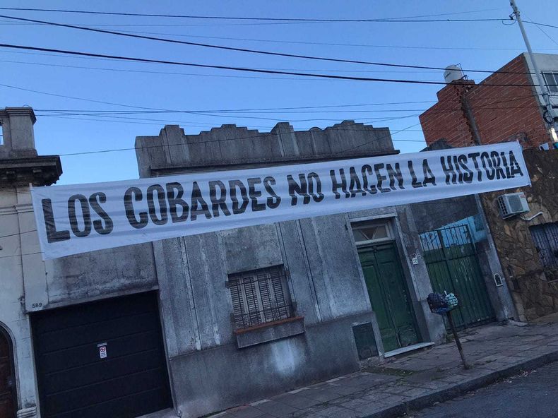 Racing salió a hablar luego de los pasacalles que amanecieron en el Cilindro.