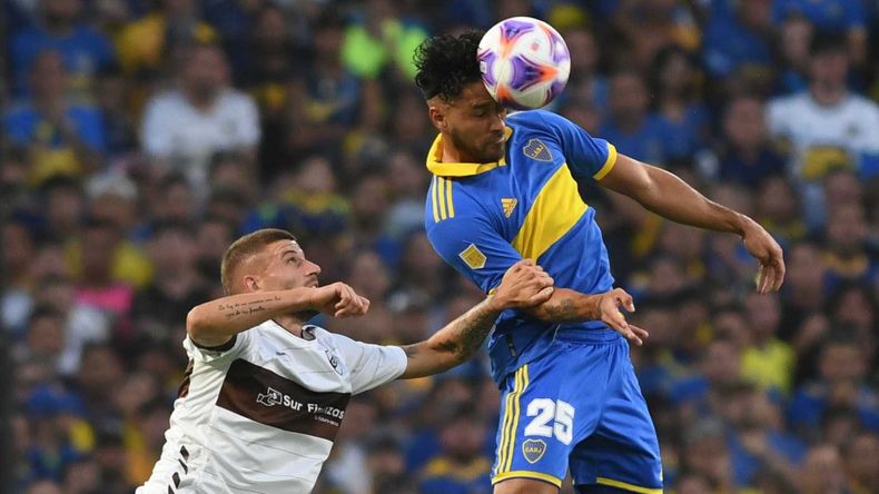 Boca le ganó a Platense por 3 a 1.