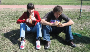 Papu Gómez y su histórica foto con su mujer de 2006