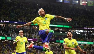 Neymar empató a Pelé como máximo goleador de la selección de Brasil