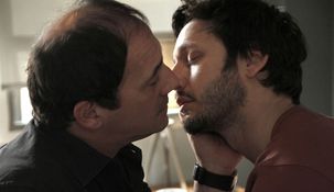 Lunes caliente: el beso de Chávez Vicuña va contra la final de Celebrity Splash