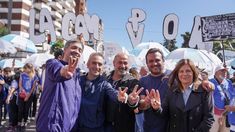 Andrés Larroque junto a Máximo Kirchner en la marcha del 24 de marzo. Andrés Larroque junto a Máximo Kirchner en la marcha del 24 de marzo.