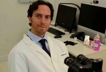 Premio internacional para Roger Zaldivar, 28 años después del logro de Roberto, su padre.
