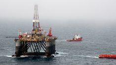 El Gobierno anunció que va a denunciar penalmente a varias empresas petroleras extranjeras.