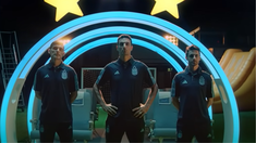 Scaloni, Aimar, Ayala y Samuel, actúan y se divierten en un video de seguridad de Aerolineas Argentinas Scaloni, Aimar, Ayala y Samuel, actúan y se divierten en un video de seguridad de Aerolineas Argentinas