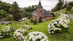 La Capilla neogótica de Villa Nougués fue construida hace 200 años y todavía conserva su forma. La Capilla neogótica de Villa Nougués fue construida hace 200 años y todavía conserva su forma.