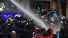 El Partido del Trabajo y la Equidad repudió la represión de la policía porteña. El Partido del Trabajo y la Equidad repudió la represión de la policía porteña.