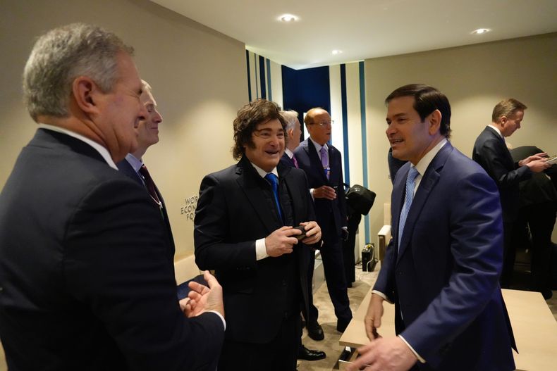 Javier Milei se encontró con el secretario de Estados de Estados Unidos Marco Rubio en Davos