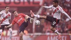 Mucha fricción hubo entre Independiente y River. Mucha fricción hubo entre Independiente y River.