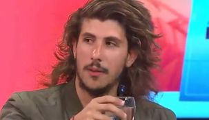 Sobreseyeron a Rodrigo Eguillor, el cheto de Banfield, en la causa por abuso sexual, por no ser capaz de afrontar un juicio. Sobreseyeron a Rodrigo Eguillor, el cheto de Banfield, en la causa por abuso sexual, por no ser capaz de afrontar un juicio.