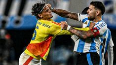 La pelea entre Otamendi y Ríos. La pelea entre Otamendi y Ríos.