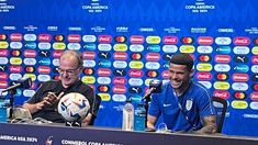 Bielsa sorprendió a propios y extraños con su opinión sobre Maxi Araujo. Bielsa sorprendió a propios y extraños con su opinión sobre Maxi Araujo.