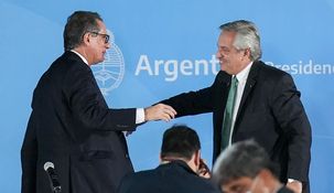 El mandatario se reunió con Pesce en la Casa Rosada.