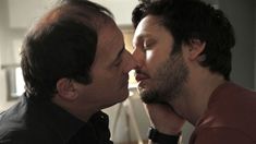 El backstage del beso de Vicuña y Chávez: cómo se hizo la escena El backstage del beso de Vicuña y Chávez: cómo se hizo la escena