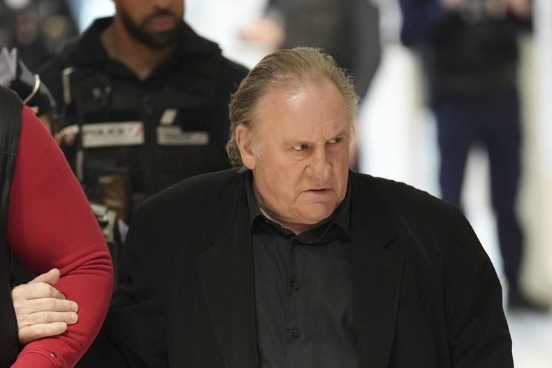 El actor afronta el juicio en París.