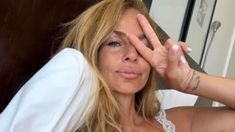 La conductora contó el lado B de la soltería y la maternidad. La conductora contó el lado B de la soltería y la maternidad.