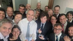 El equipo económico y una prueba de fuego en la última licitación de julio. El equipo económico y una prueba de fuego en la última licitación de julio.