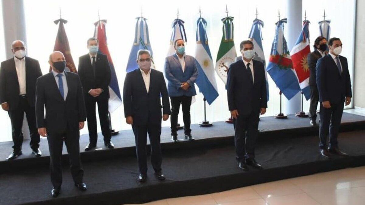 Wado De Pedro y los gobernadores del Norte Grande llegaron a Estados Unidos