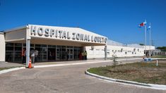 El niño fue trasladado al Hospital Zonal de Loreto, pero no pudo ser reanimado. El niño fue trasladado al Hospital Zonal de Loreto, pero no pudo ser reanimado.