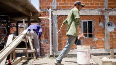 El sector de la construcción tiene un 58,4% de sus trabajadores en la informalidad. El sector de la construcción tiene un 58,4% de sus trabajadores en la informalidad.