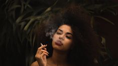 Fumar afecta negativamente a la respuesta de las vacunas de coronavirus. Fumar afecta negativamente a la respuesta de las vacunas de coronavirus.