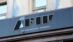 La AFIP notificó de forma electrónica a 2.800 contribuyentes de alto poder adquisitivo para que rectifiquen sus declaraciones juradas de Bienes Personales. La AFIP notificó de forma electrónica a 2.800 contribuyentes de alto poder adquisitivo para que rectifiquen sus declaraciones juradas de Bienes Personales.