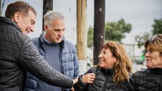 Santilli recorre la provincia y promete frenar el avance de los delincuentes. Santilli recorre la provincia y promete frenar el avance de los delincuentes.