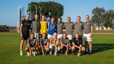 Parte del plantel junto al capitán Markus Herman. Parte del plantel junto al capitán Markus Herman.