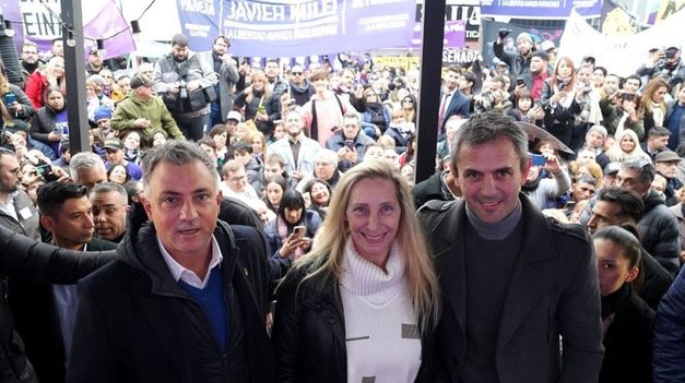 Sebastián Pareja, Karina Milei y Martín Menem.&nbsp;